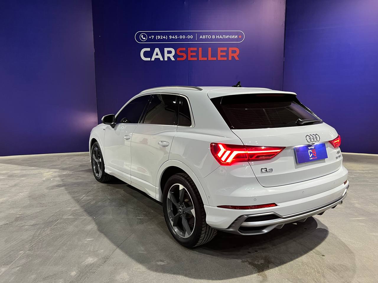 AUDI Q3