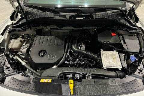 MERCEDES-BENZ GLA CLASS