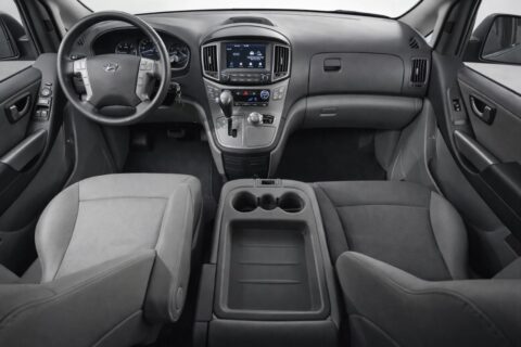 HYUNDAI GRAND STAREX