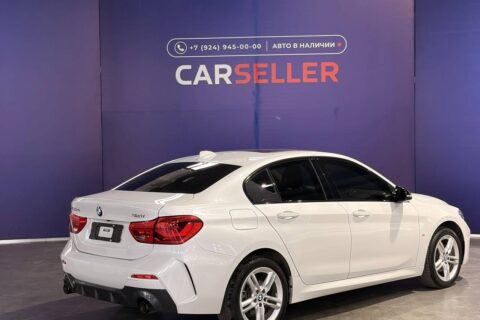 BMW 1 SERIES