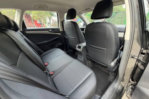JETTA VS5