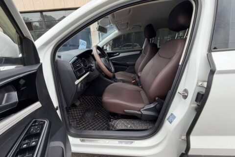 JETTA VS5